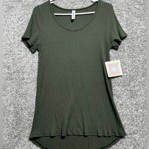 Lularoe Woman’s Green Short Sleeve Ribbed Classic T Shirt Tunic Size Medium NWT